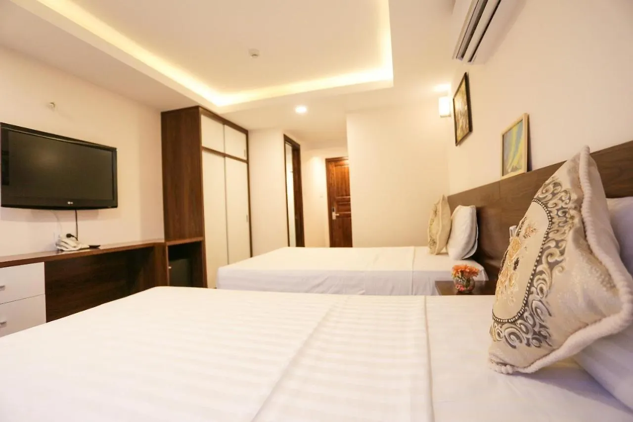 Отель Khach San Cliffhouse Нячанг